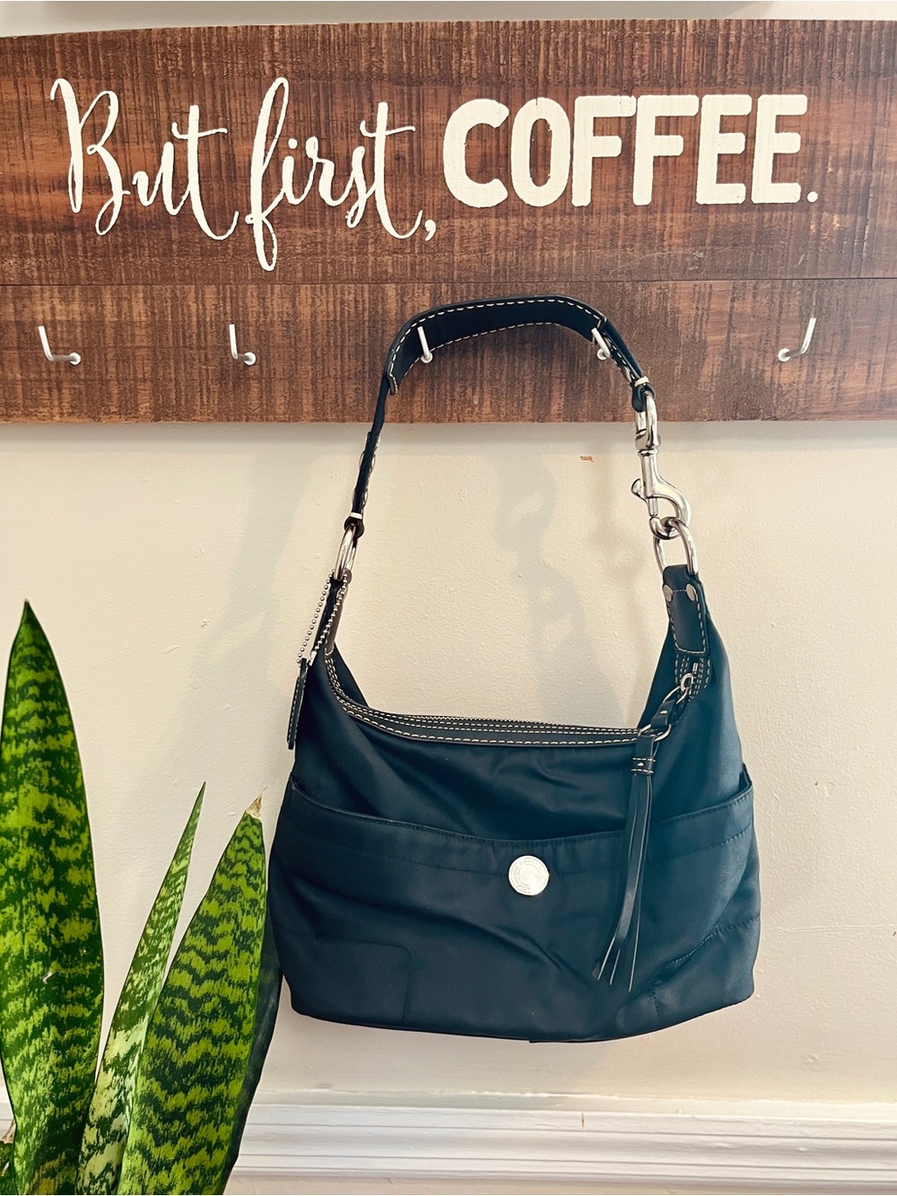 Vintage Coach Hamptons Hobo Black Shoulder Bag Style 4984